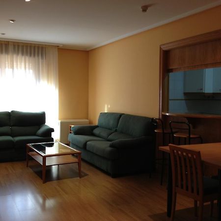 Apartamentos Turisticos Puerta De León Zewnętrze zdjęcie