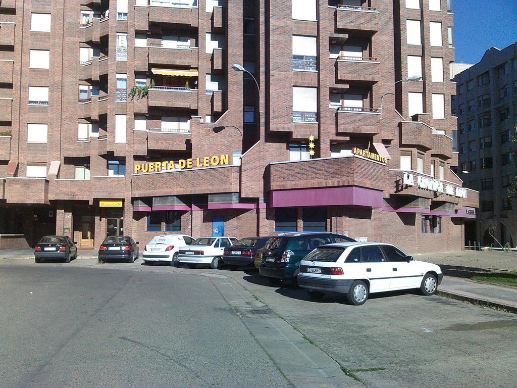 Apartamentos Turisticos Puerta De León Pokój zdjęcie
