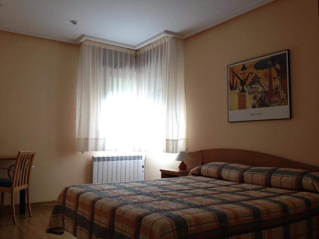 Apartamentos Turisticos Puerta De León Zewnętrze zdjęcie