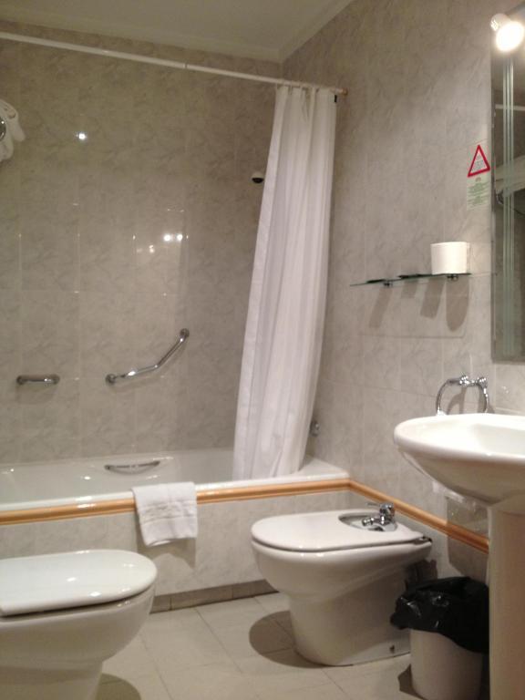 Apartamentos Turisticos Puerta De León Pokój zdjęcie